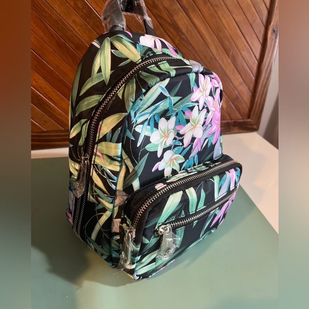 NWT Carpisa Back Pack Purse